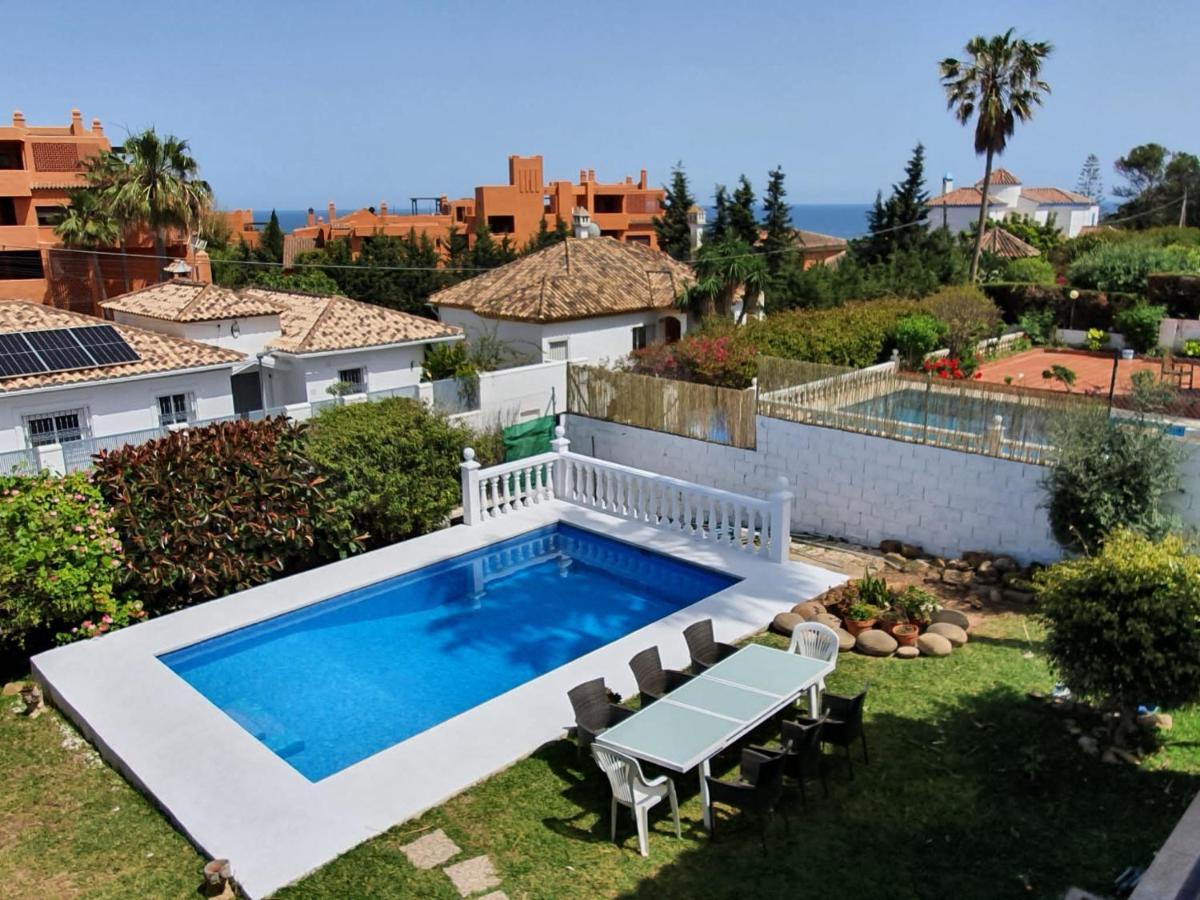 Beautiful 5 Bedroom Villa, Sea Views, Private Pool, Estepona Newly Refurbished 外观 照片