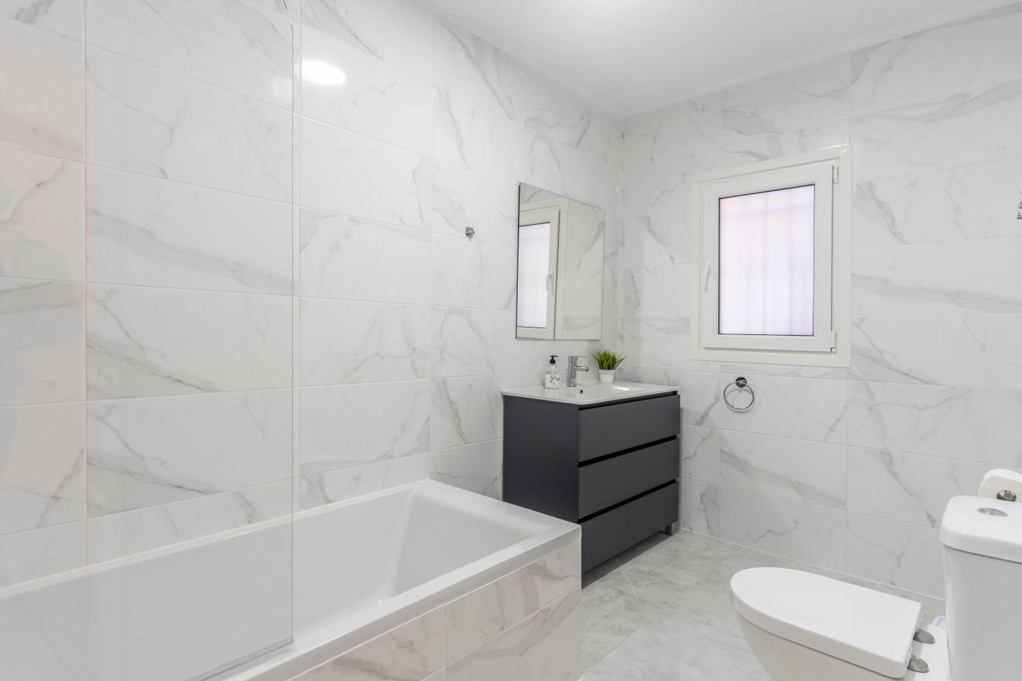 Beautiful 5 Bedroom Villa, Sea Views, Private Pool, Estepona Newly Refurbished 外观 照片